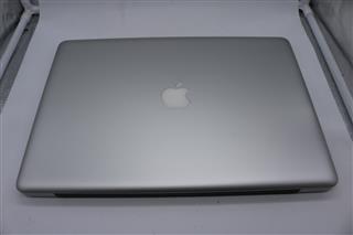 APPLE MACBOOK PRO A1286 - 8GB RAM - 750GB HD - 2012 - OS CATALINA